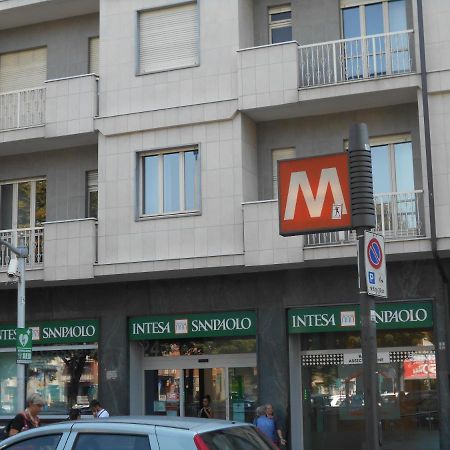 Appartamento A 10 minuti di metro dal centro Torino Esterno foto