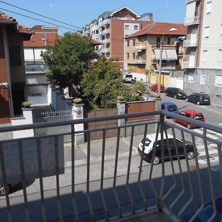 Appartamento A 10 minuti di metro dal centro Torino Esterno foto